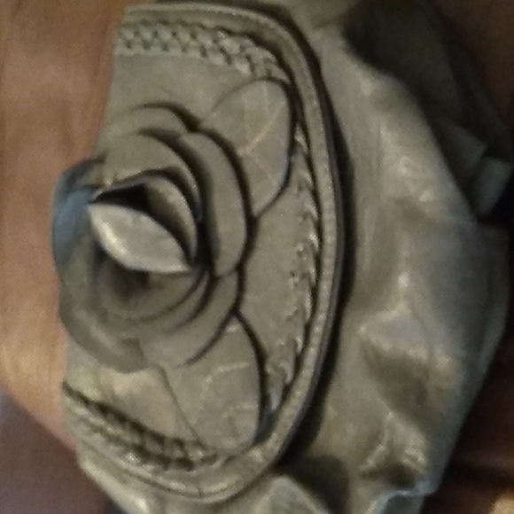 Purses - Picture 5 of 10